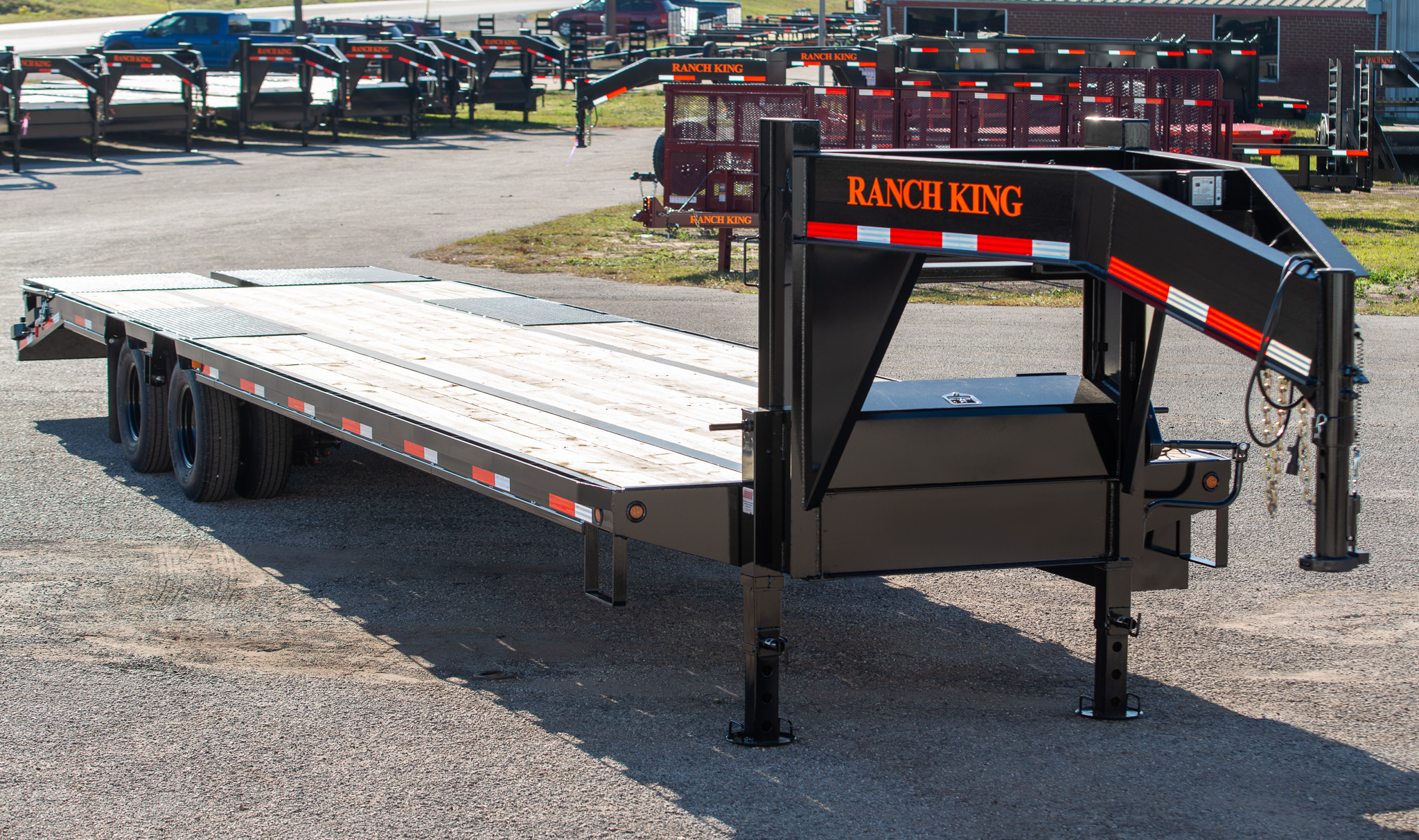 GOOSENECK TRAILER